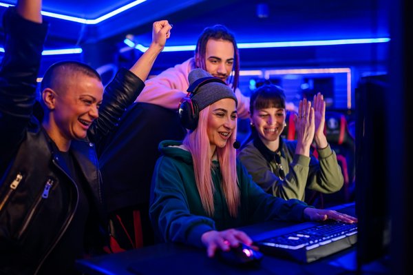 Pantalon arcane x league of legends : l'alliance du mode et du jeu